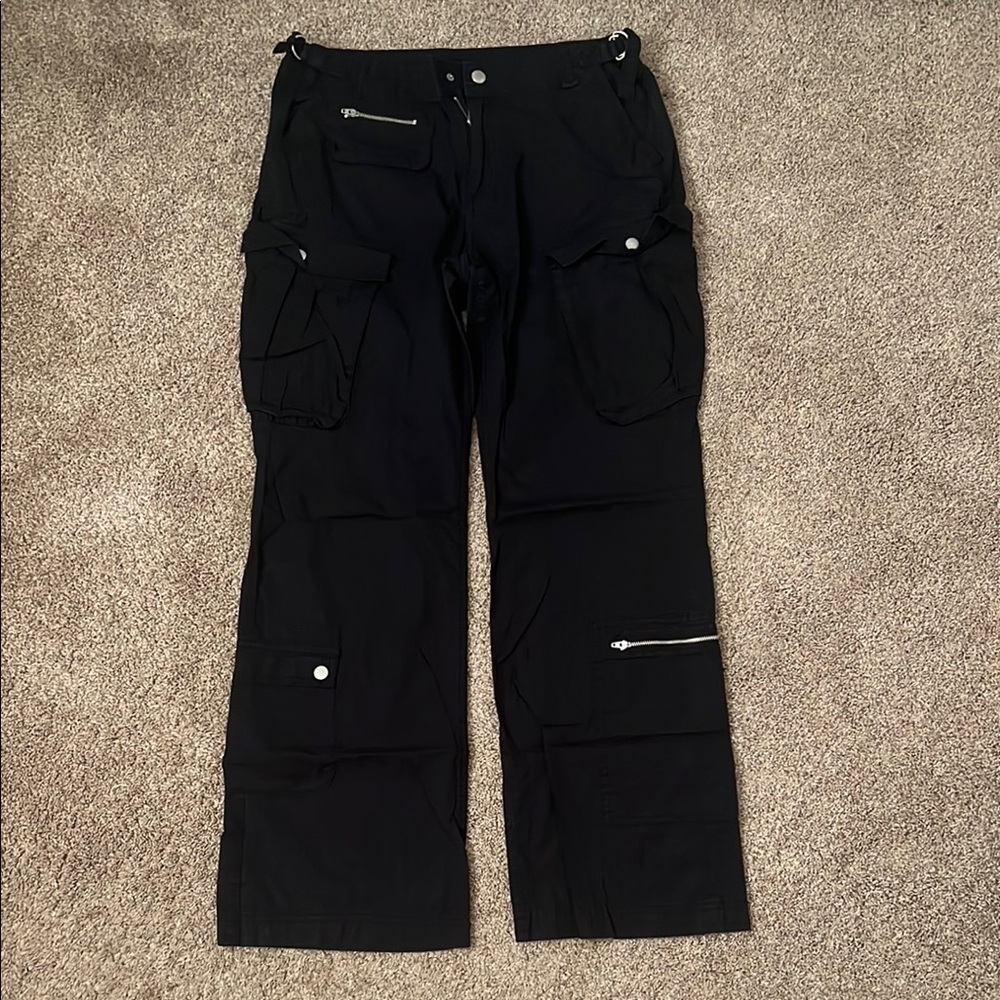 Women’s BDG Black Cargo Pants with Zippers